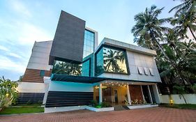 Oaks Residency